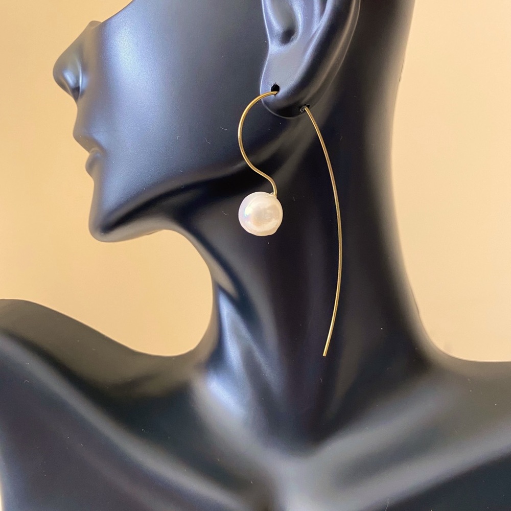 3/$15 💙 Pearl earrings